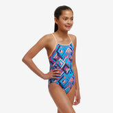 costum fete funkita