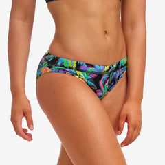 Slip înot Femei Funkita Sports Brief - Paradise Please
