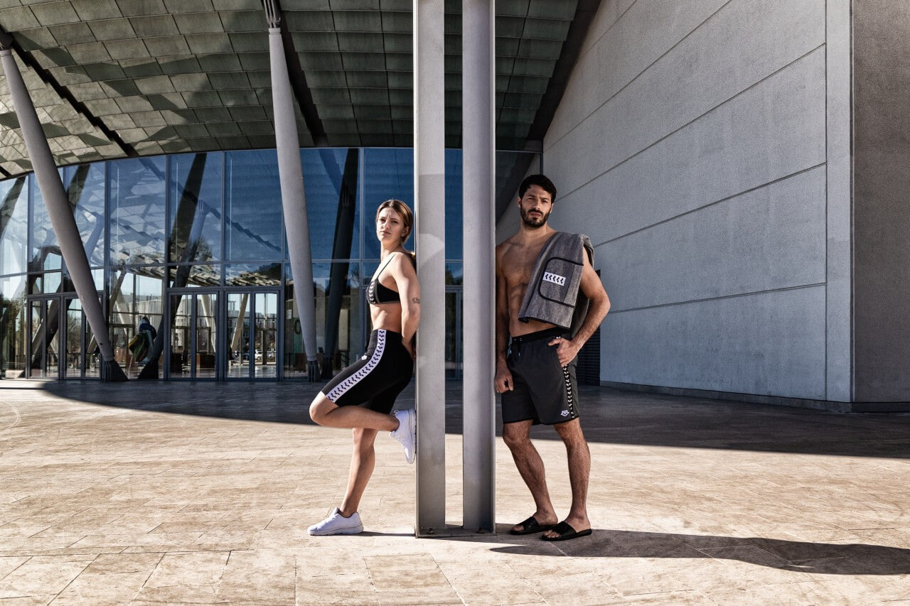 Bermude pentru bărbați Arena Icons Team Stripe